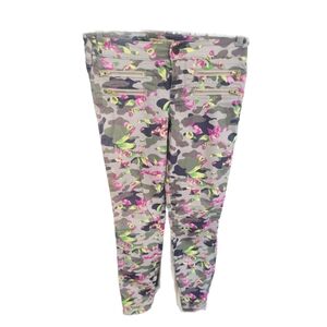 Guess Green and Pink Camouflage Pants Size 27 "So Cute"